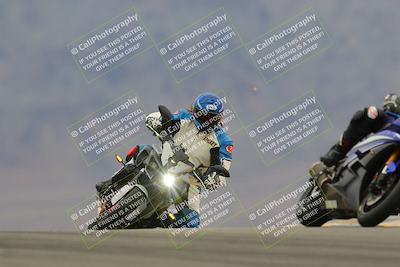 media/Jan-14-2023-SoCal Trackdays (Sat) [[497694156f]]/Turn 9 Set 1 (1120am)/